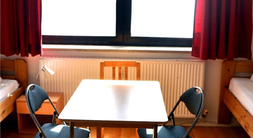 Gastehaus Sebastian Pensionat Erding Eksteriør billede